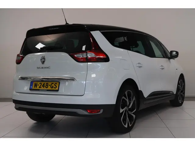 Renault Grand Scénic 1.3 TCe Bose 2019 Benzine 2