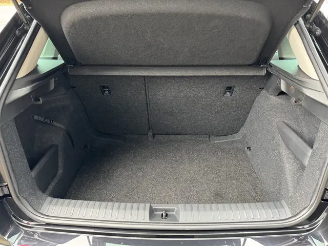 Škoda Kamiq 1.0 TSI Selection 2024 Benzine 6