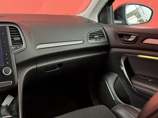 Renault Mégane 1.2 TCe Bose 2018 Benzine 21