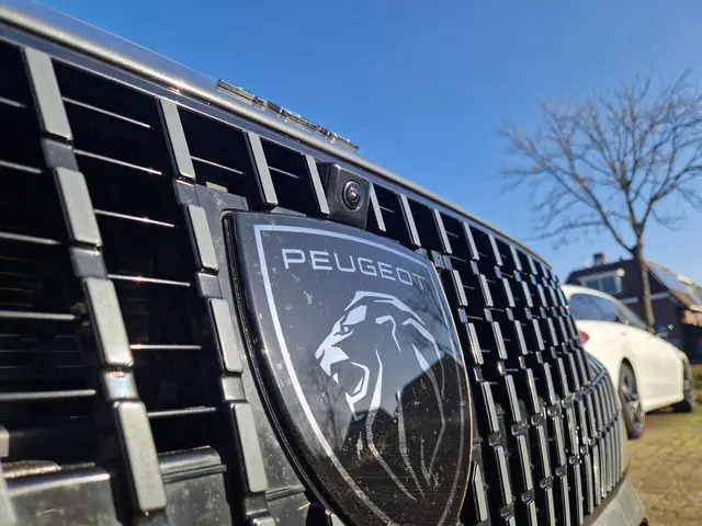 Peugeot 408 1.6 HYbrid GT 180 EAT8 2024 Hybride Benzine 32