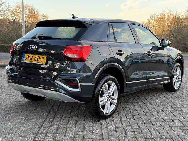 Audi Q2 35 TFSI S Edition 2024 Benzine 10