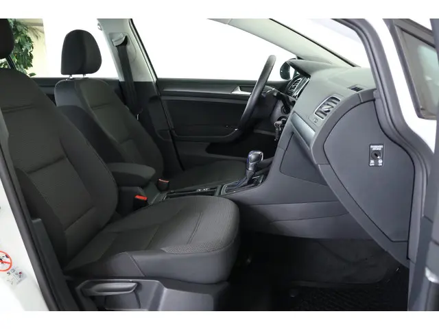 Volkswagen e-Golf e-Golf 2019 Elektrisch 11