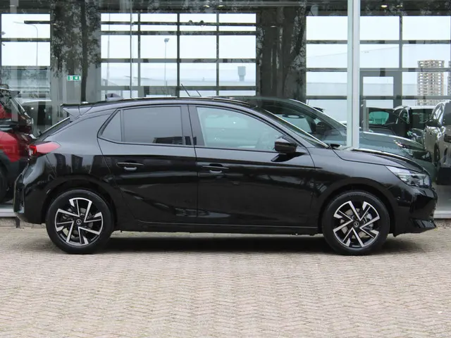 Opel Corsa 1.2 Turbo Hybrid GS 2025 Hybride Benzine 7