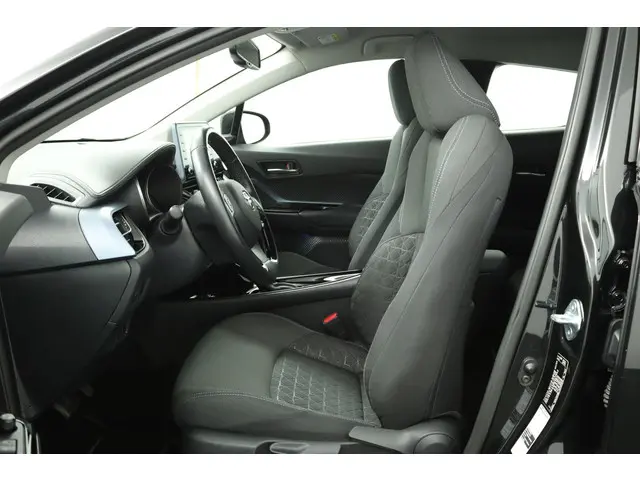 Toyota C-HR 2.0 Hybrid Dynamic 2021 Hybride Benzine 17