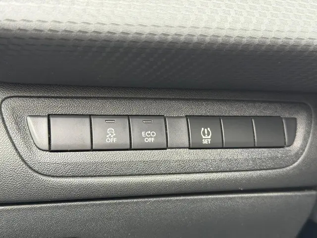 Peugeot 2008 1.2 PureTech Active 2015 Benzine 27