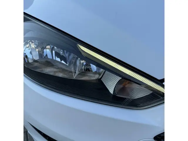 Ford Focus 1.0 ST-Line | PDC | Sport Uitvoering ! 2016 Benzine 6