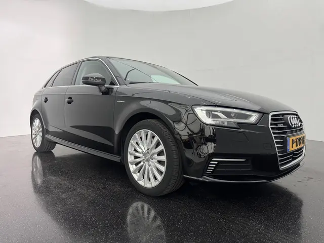 Audi A3 Sportback 1.4 e-tron Sport 2018 Hybride Benzine 3