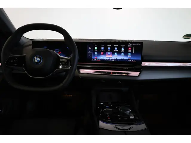 BMW i5 Sedan eDrive40 2024 Elektrisch 10