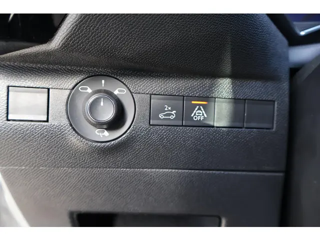 DS DS 7 Crossback 1.6 Performance Line 2021 Benzine 40