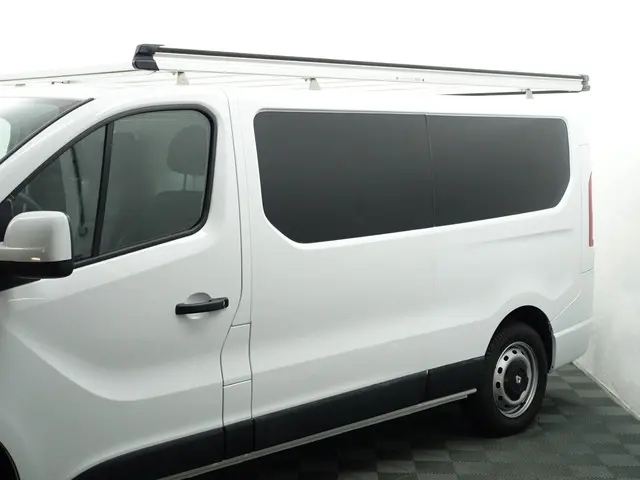 Renault Trafic 1.6 dCi Euro 6 T29 L2 Luxe- 2017 Diesel 25