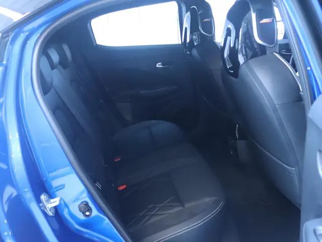Nissan Juke 1.6 Hybrid N-Design 2022 Hybride Benzine 17