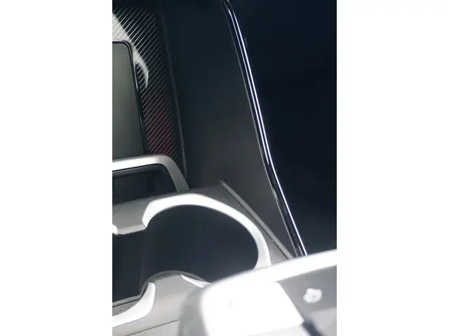 BMW X1 xDrive30e 2022 Hybride Benzine 18