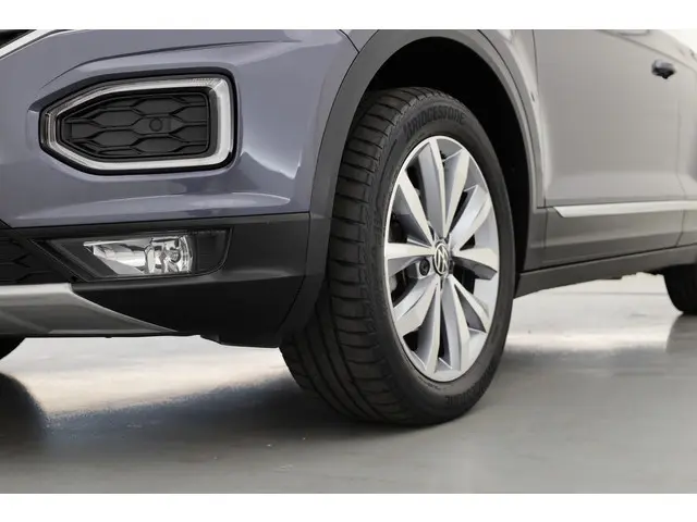 Volkswagen T-Roc Cabrio 1.5 TSI Style DSG 2021 Benzine 31