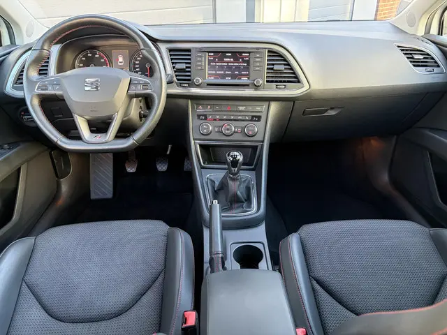 SEAT Leon 1.4 EcoTSI FR 2015 Benzine 11