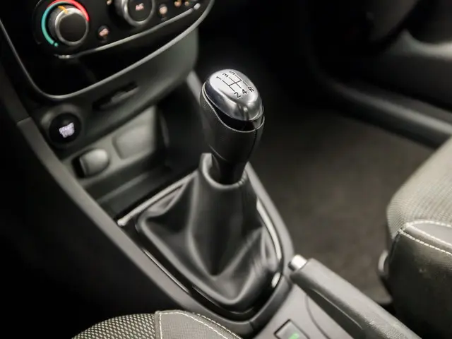 Renault Clio 0.9 TCe Dynamic Sport 2017 Benzine 10