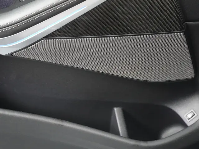 BMW X5 xDrive50e Launch Edition 2023 Hybride Benzine 16