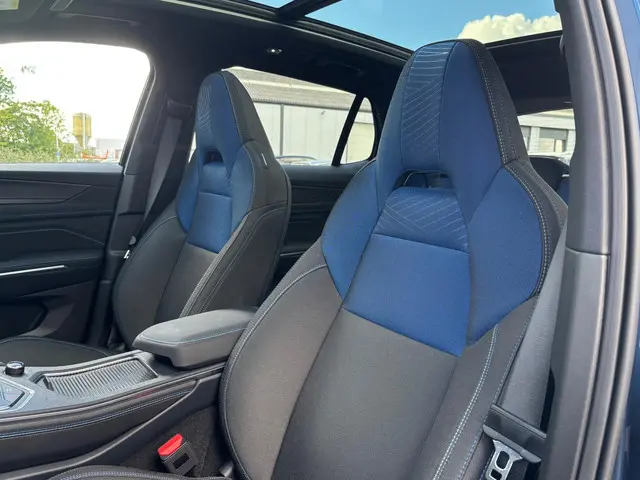 Lynk & Co 01 1.5 PHEV !! VERKOCHT!! 2025 Hybride Benzine 20