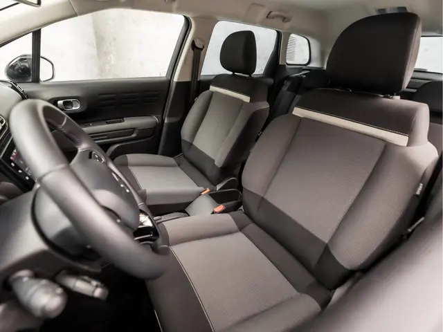 Citroën C3 Aircross 1.2 PureTech Max 2023 Benzine 13