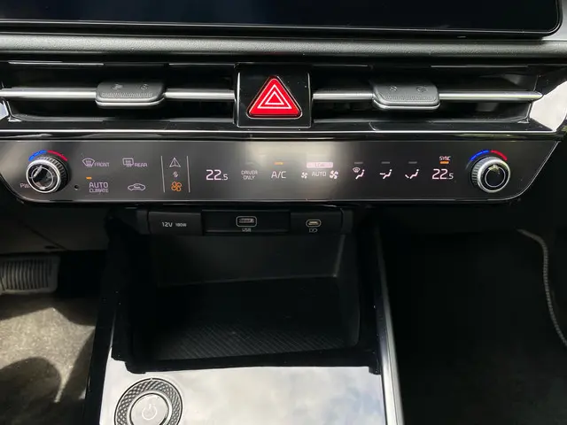 Kia Niro EV DynamicLine 64.8 kWh 2023 Elektrisch 19