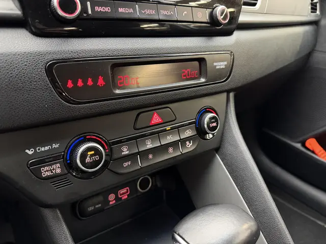 Kia Niro 1.6 GDi Hybrid ComfortLine 2017 Hybride Benzine 9