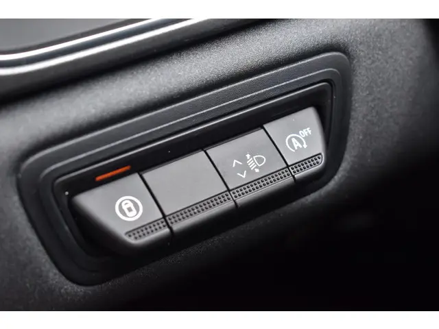 Renault Captur TCe 90 techno 2024 Benzine 25
