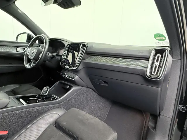 Volvo XC40 Recharge P8 AWD R-Design 2020 Elektrisch 39