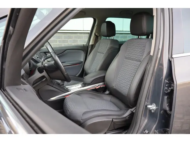 Opel Zafira Tourer 1.4 Cosmo Trekhaak 2013 Benzine 9