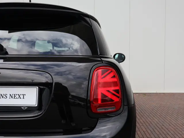 MINI Electric Mini Essential 33 kWh 2021 Elektrisch 8