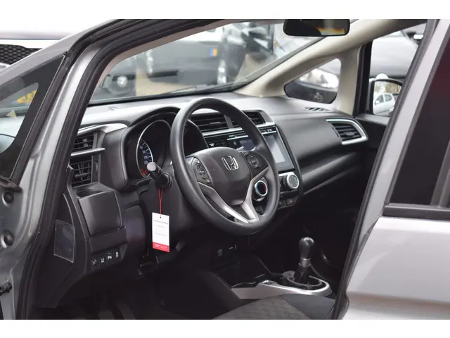 Honda Jazz 1.3 i-VTEC Comfort 2016 Benzine 4