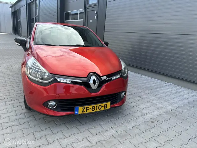 Renault Clio 0.9 TCe Expression 2014 Benzine 10