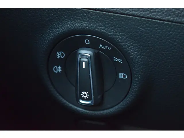 Škoda Superb Combi 1.4 TSi Ambition 2017 Benzine 32