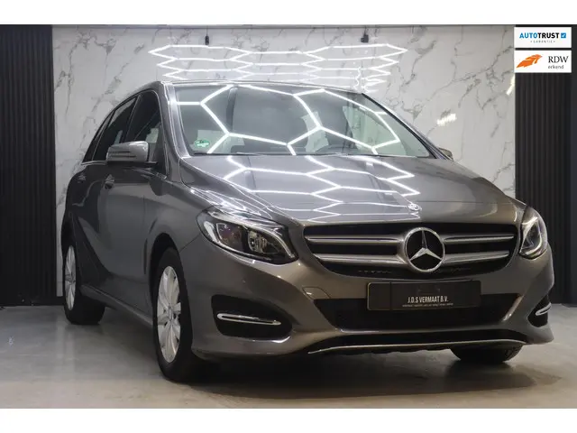 Mercedes-Benz B-Klasse 180 Ambition 2018 Benzine