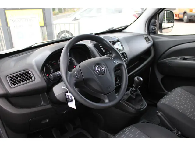 Opel Combo 1.4 L1H1 ecoFLEX 2015 Benzine 13