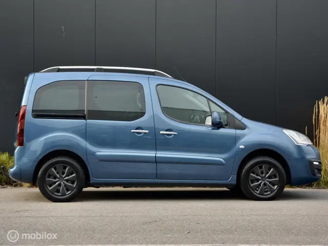 Citroën Berlingo combi 1.2 PureTech Feel 2016 Benzine 5