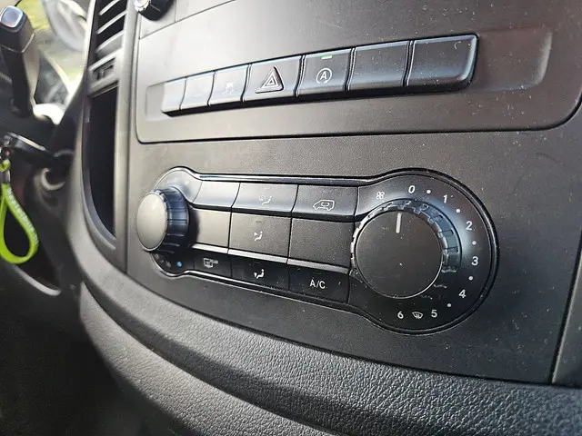 Mercedes-Benz Vito 114 2019 Diesel 10