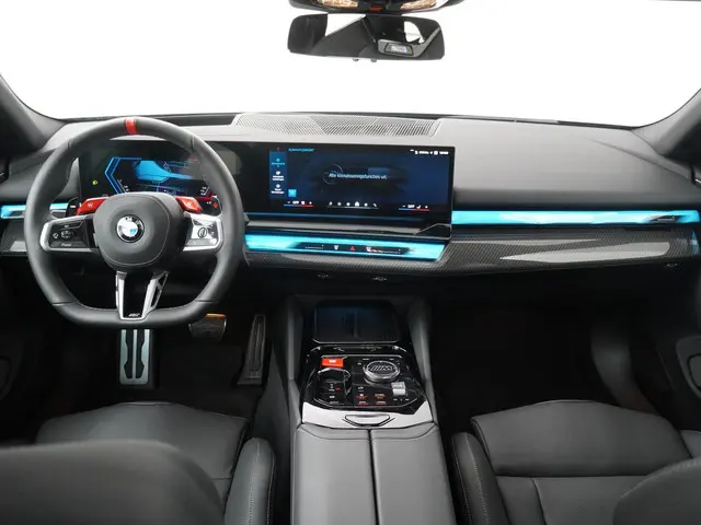 BMW M5 5-serie Touring 2025 Hybride Benzine
