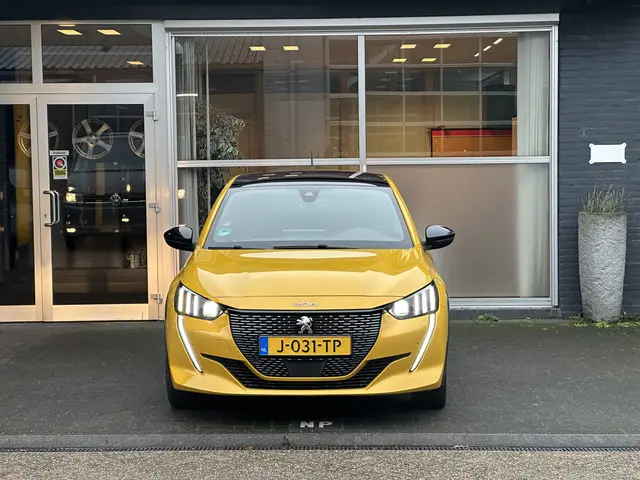 Peugeot 208 1.2 PureTech GT-Line 2020 Benzine 10