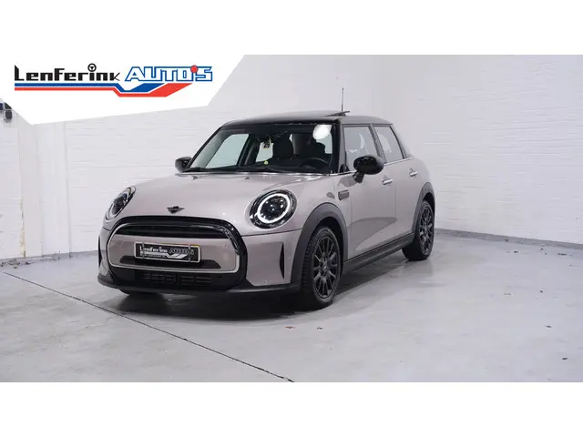 MINI Cooper Mini 1.5 Business Edition 2022 Benzine