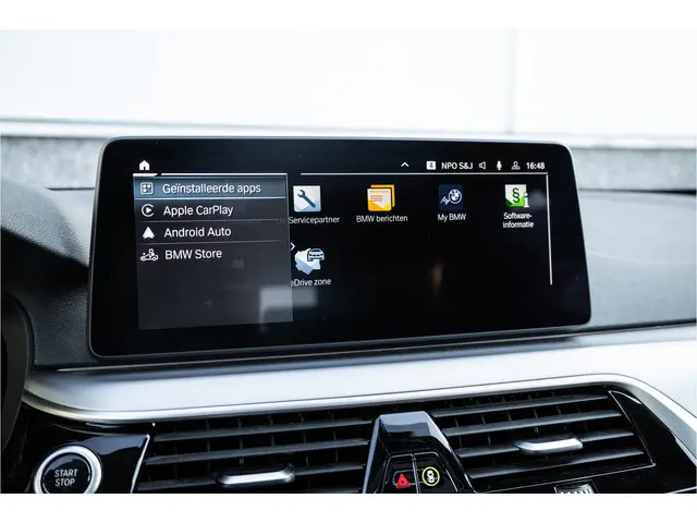 BMW 5 Serie Touring 530e 2021 Hybride Benzine 54