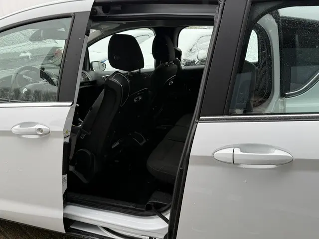 Ford B-MAX 1.0 EcoBoost Titanium 2015 Benzine 18