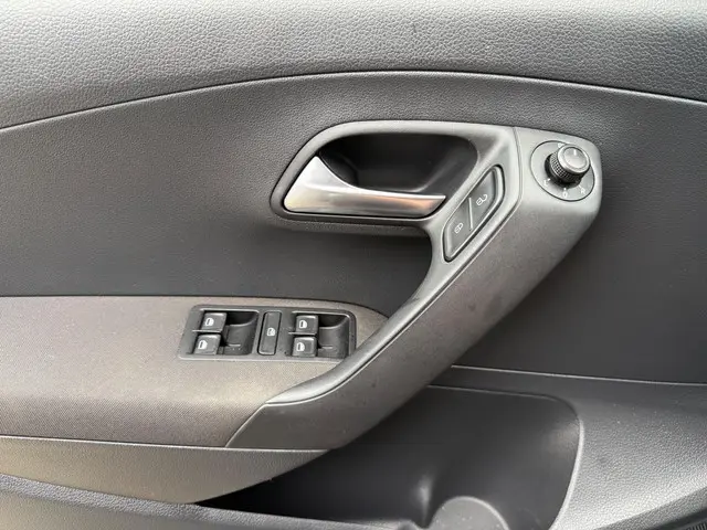 Volkswagen Polo 1.0 Comfortline 2017 Benzine 15