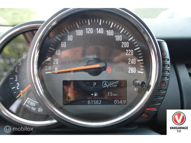 MINI One Mini 1.2 Business 2017 Benzine 12