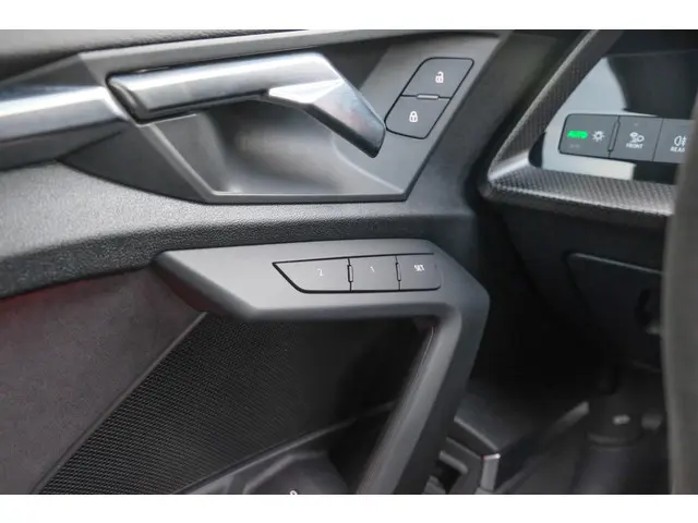 Audi RS3 Sportback 2.5 TFSI 400PK Quattro 2023 Benzine 46