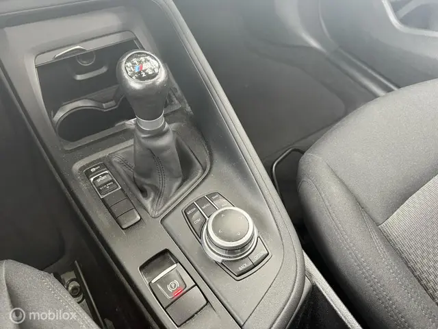 BMW X1 sDrive18i High Executive 2019 Benzine 17