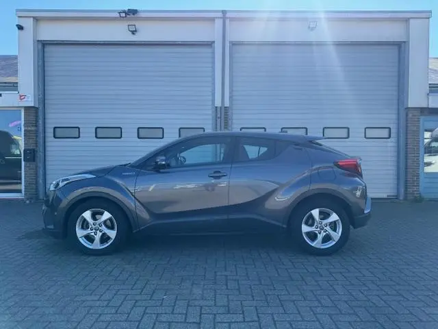 Toyota C-HR 1.8 Hybrid Dynamic 2018 Hybride Benzine 5
