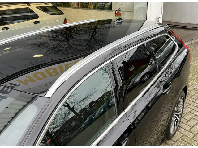 Volvo V90 2.0 T4 Momentum Pro 2020 Benzine 30