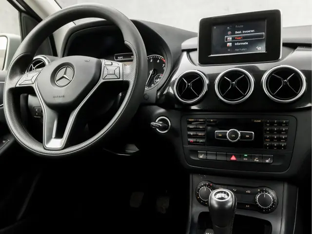 Mercedes-Benz B-Klasse 180 Prestige Sport 2014 Benzine 7