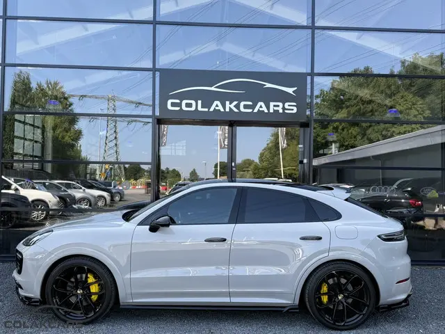 Porsche Cayenne Coupé 3.0 E-Hybrid 2021 Hybride Benzine 16