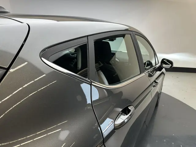 Ford Fiesta 1.0 EcoBoost Hybrid Titanium 2023 Benzine 15