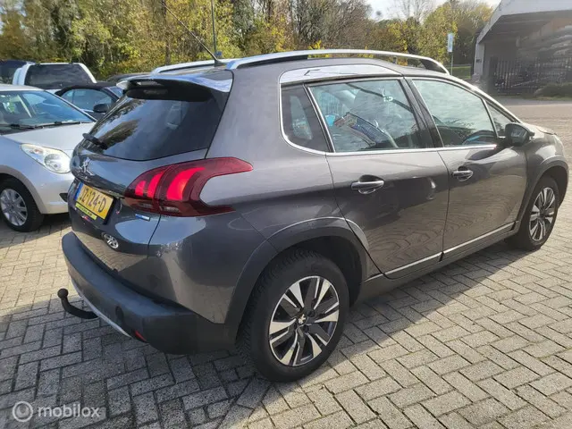 Peugeot 2008 1.2 PureTech Allure 2016 Benzine 7